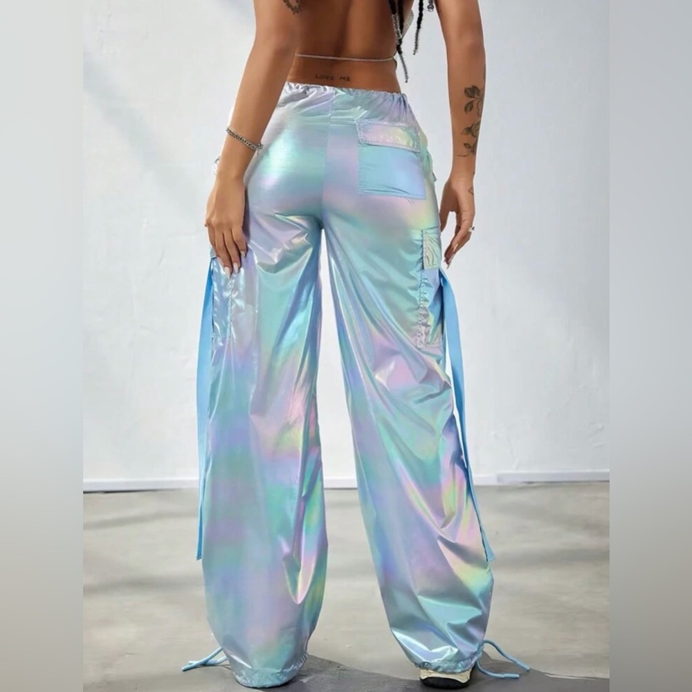 Women’s Y2K Holographic Parachute Pocket Cargo UFO Baggy Dance Pants - Picture 3 of 14